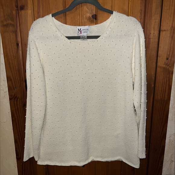 Beautiful Pearl Ivory Sweater Long Sleeve - Picture 2 of 3